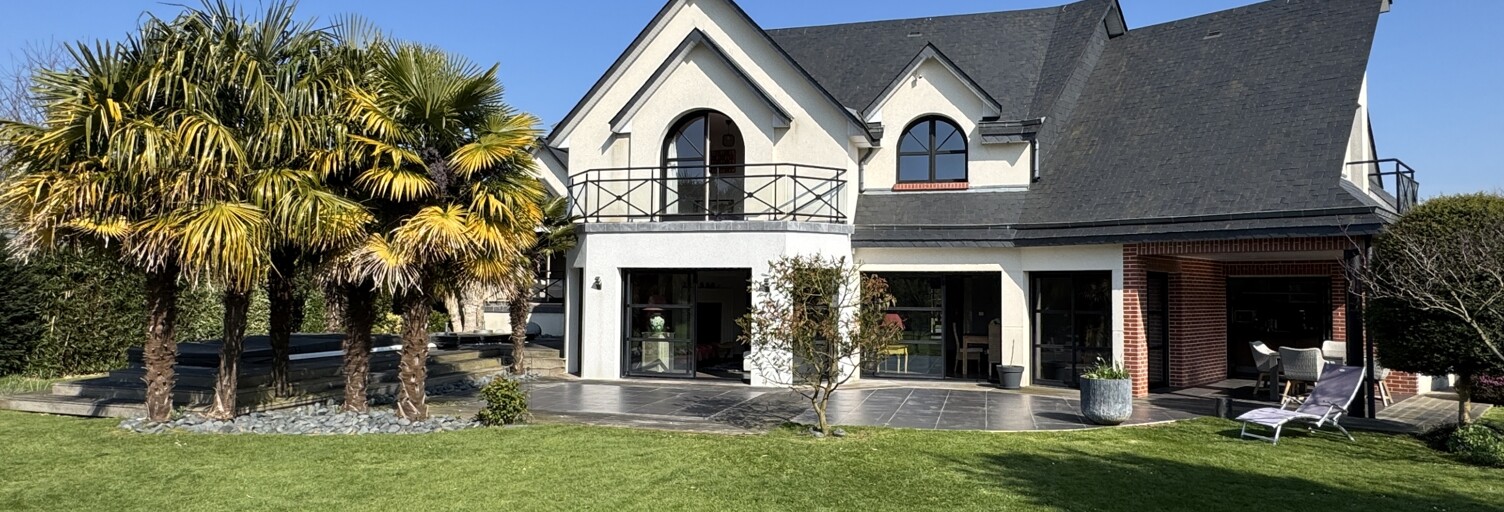 Maison 8 Pièces 251 m² à vendre à Franqueville-Saint-Pierre (76520)