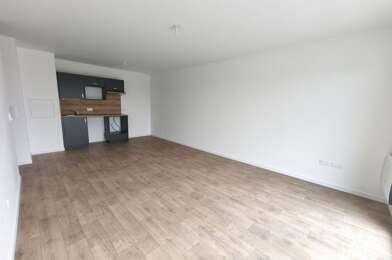 Appartement 3 pièces 706 €