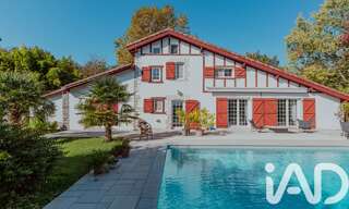 Maison 6 Pièces 229 m² à vendre à Urt (64240)