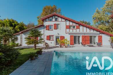 Maison 6 pièces 930000 €