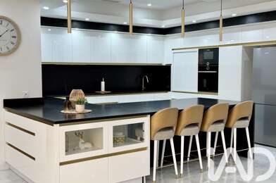 Maison 5 pièces 689000 €