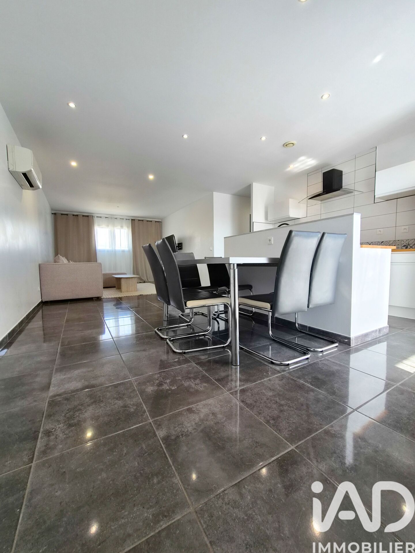 Pia - 76m² - 3p. - 2ch.