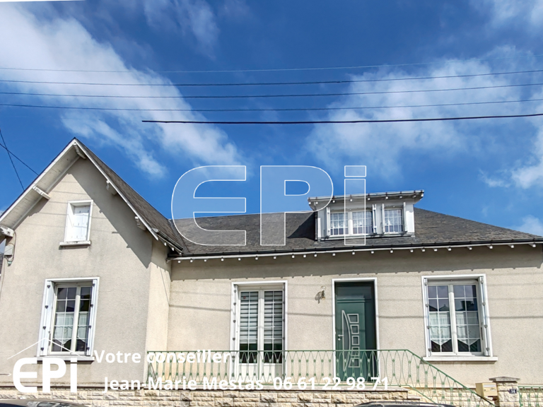 Centre-ville<br>Maison de caractère entièrement rénovée comp — photo 1