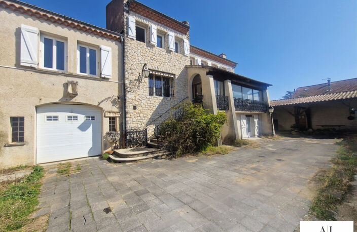 Vaste maison de plus de 348 m² habitables et de grandes dépend — photo 2