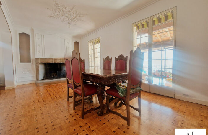Vaste maison de plus de 348 m² habitables et de grandes dépend — photo 5