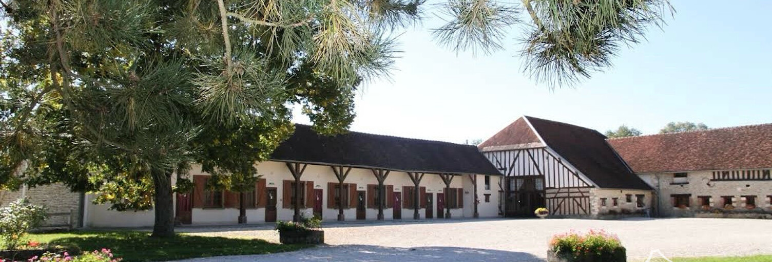 Maison 38 Pièces 1540 m² à vendre à Vanlay (10210)