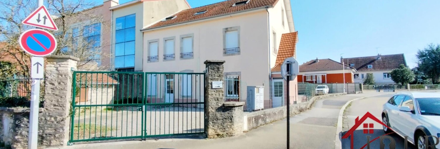 Immeuble  345 m² à vendre à Chaumont (52000)
