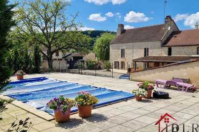 Maison 7 pièces 235000 €
