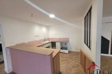 Local industriel  2340 €