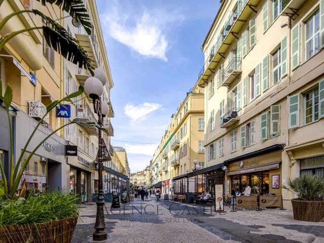 NICE CARRÉ D'OR - ENSEMBLE IMMOBILIER DE 10 APPARTEMENTS — photo du bien