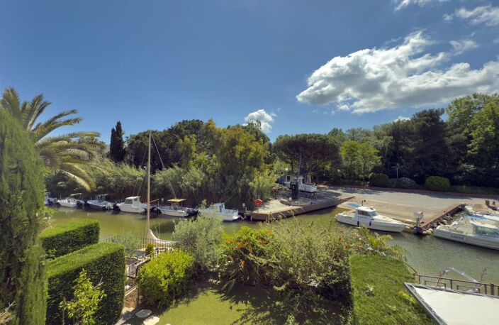 A VENDRE APPARTEMENT 2 CHAMBRES PORT-COGOLIN — photo 2