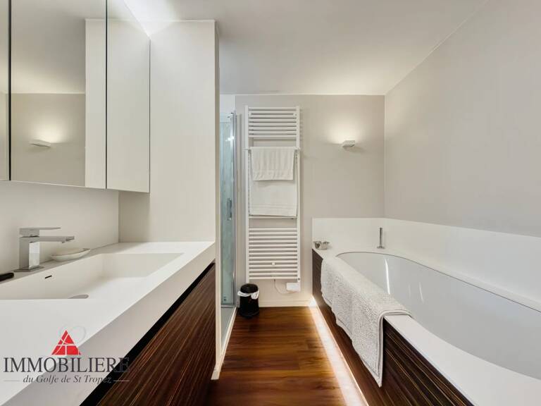 A VENDRE APPARTEMENT 3 CHAMBRES PORT-COGOLIN — photo 1