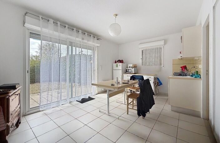Appartement À Vendre PUILBOREAU — photo 2