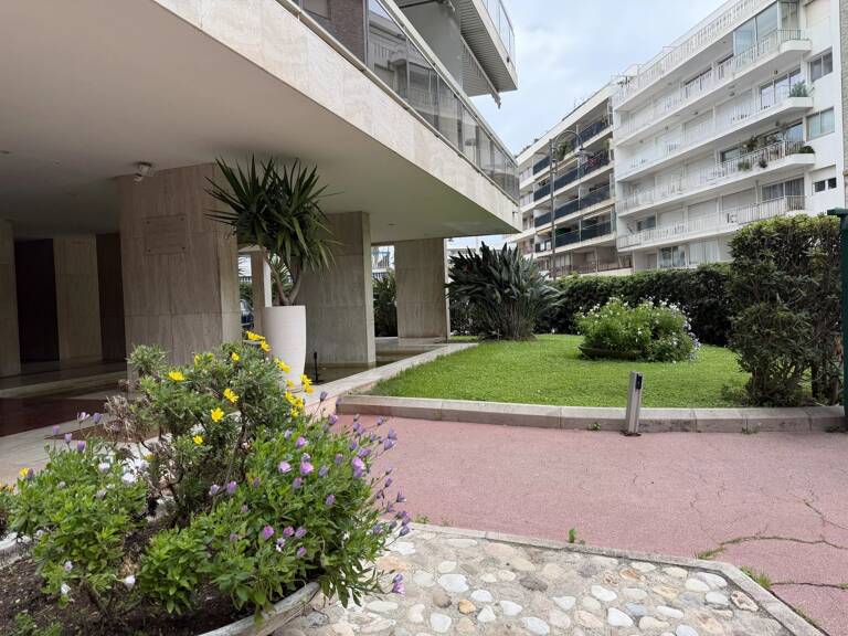 3 P Cannes Palm Beach — photo 1