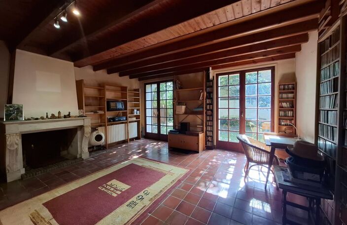 Maison Charentaise - Saint Romain De Benet — photo 3