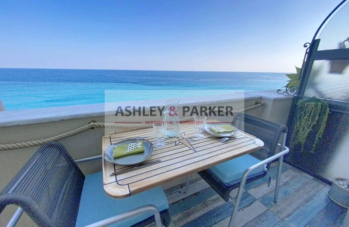 APPARTEMENT 3 PIÈCES – PROMENADE DES ANGLAIS – DERNIER ÉTAGE — photo 2