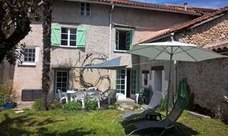 Maison 4 Pièces 87 m² à louer à Saint-Léon-sur-l'Isle (24110)