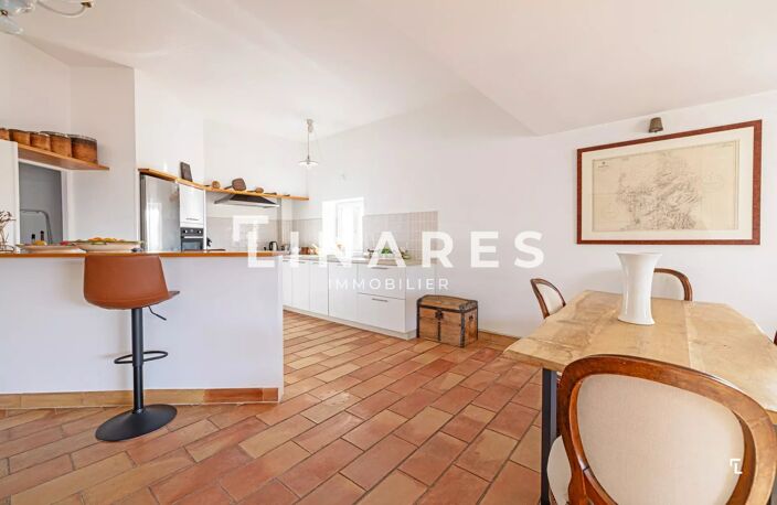 BUSSOLA  - Appartement duplex T5 de 200m² - Terrasse 15m² - Cave — photo 5