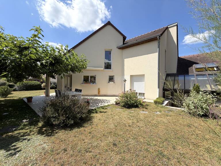 AHUY - belle maison d'architecte de type 6, avec terrain clos et — photo 1