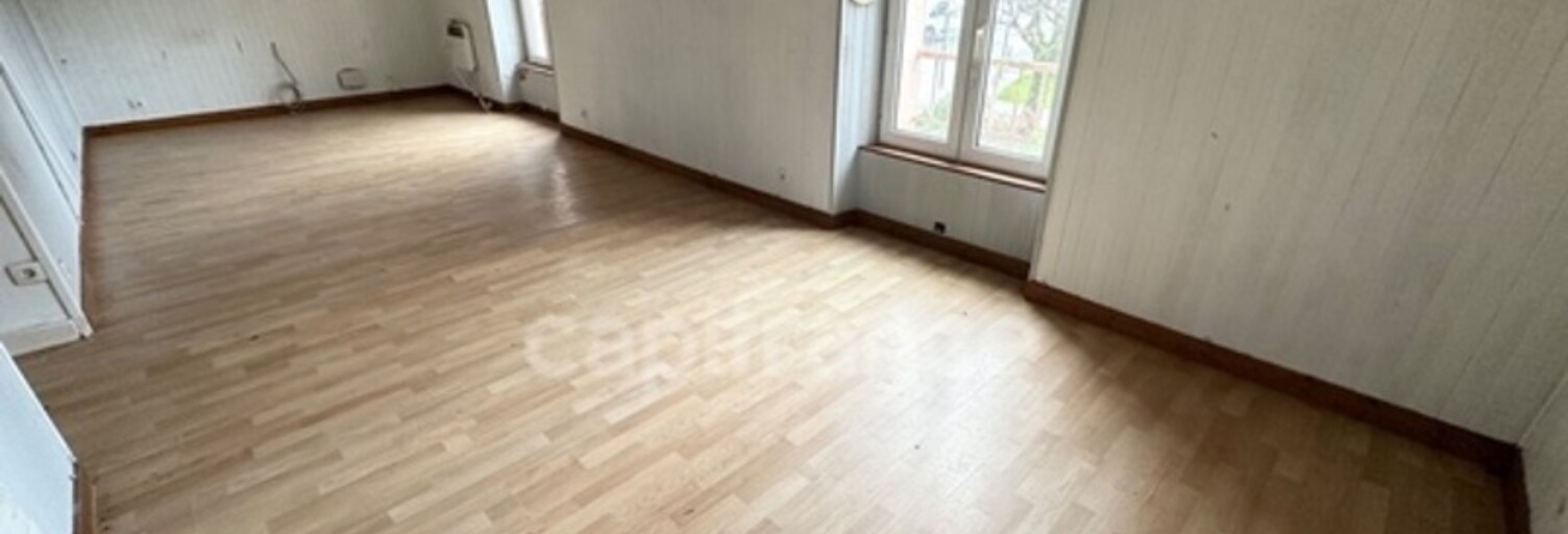Appartement 5 Pièces 100 m² à vendre à Guiscriff (56560)