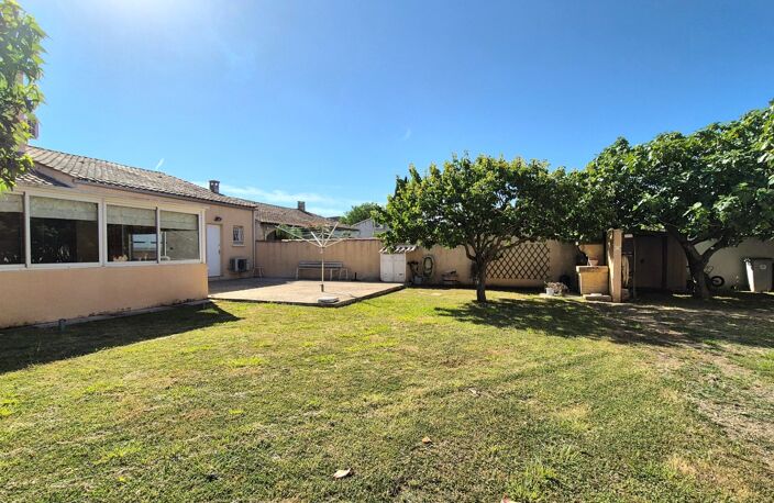 Maison familiale lumineuse de 136 m² sur 671 m² de jardin arboré — prête à vivre, au calme à Marsillargue — photo 2