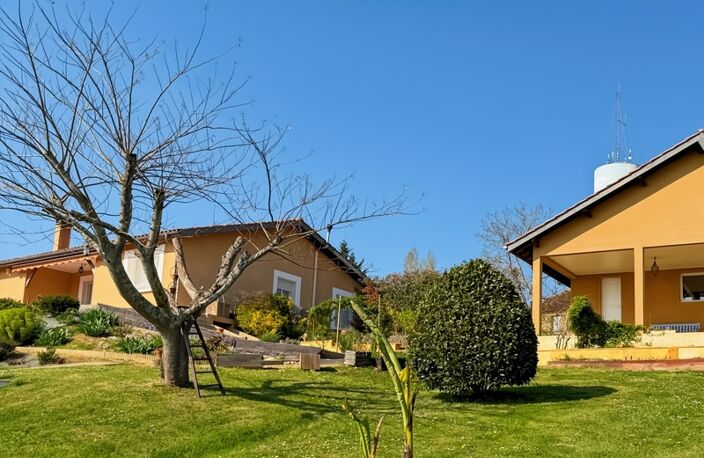 Maison à vendre 4 pièces et studio - LUPIAC (32) - 145 m2 - 2497 m2 de terrain — photo 2