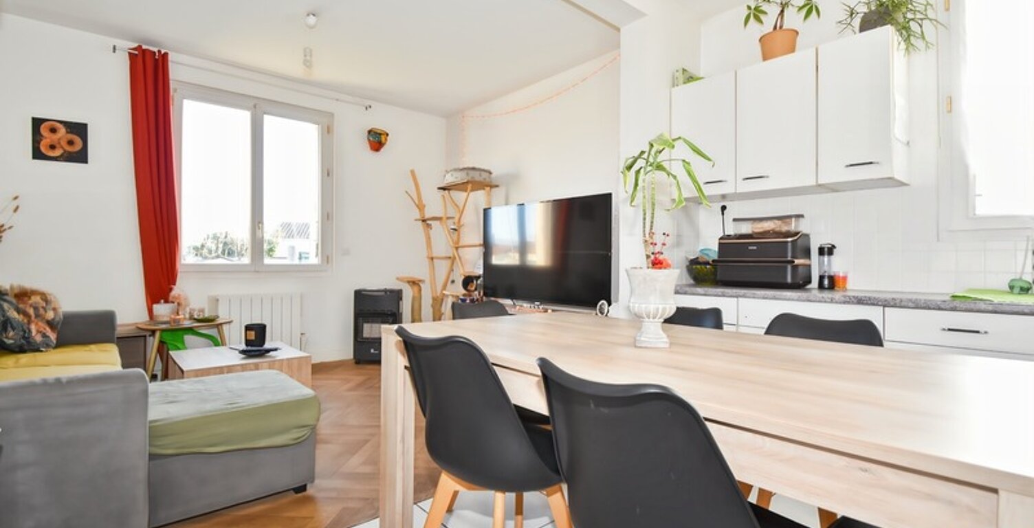 Maison à vendre 3 pièces AIGREFEUILLE D'AUNIS (17) — photo 1