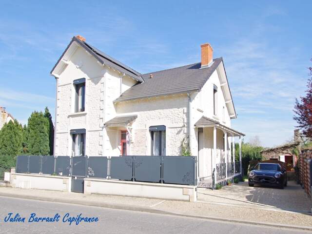 Maison familiale de 148m² avec 5 chambres entièrement rénovée en 2021 sur un terrain clos de 438m² — photo du bien