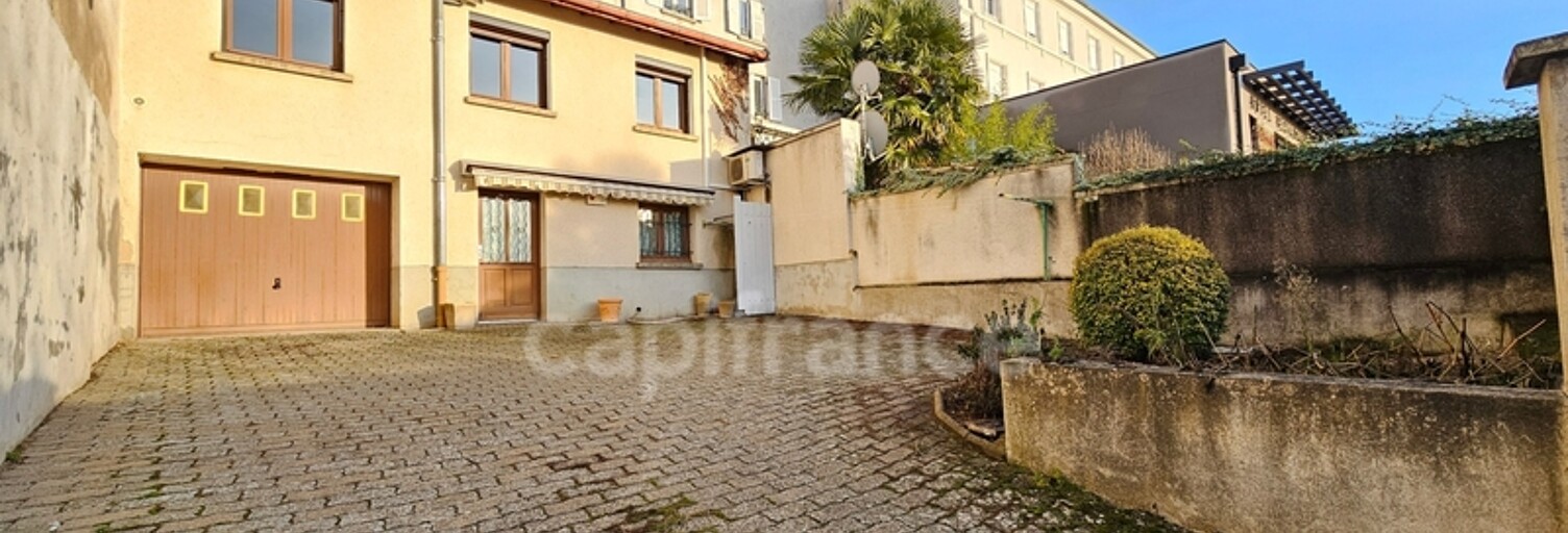 Maison 5 Pièces 130 m² à vendre à Panissières (42360)