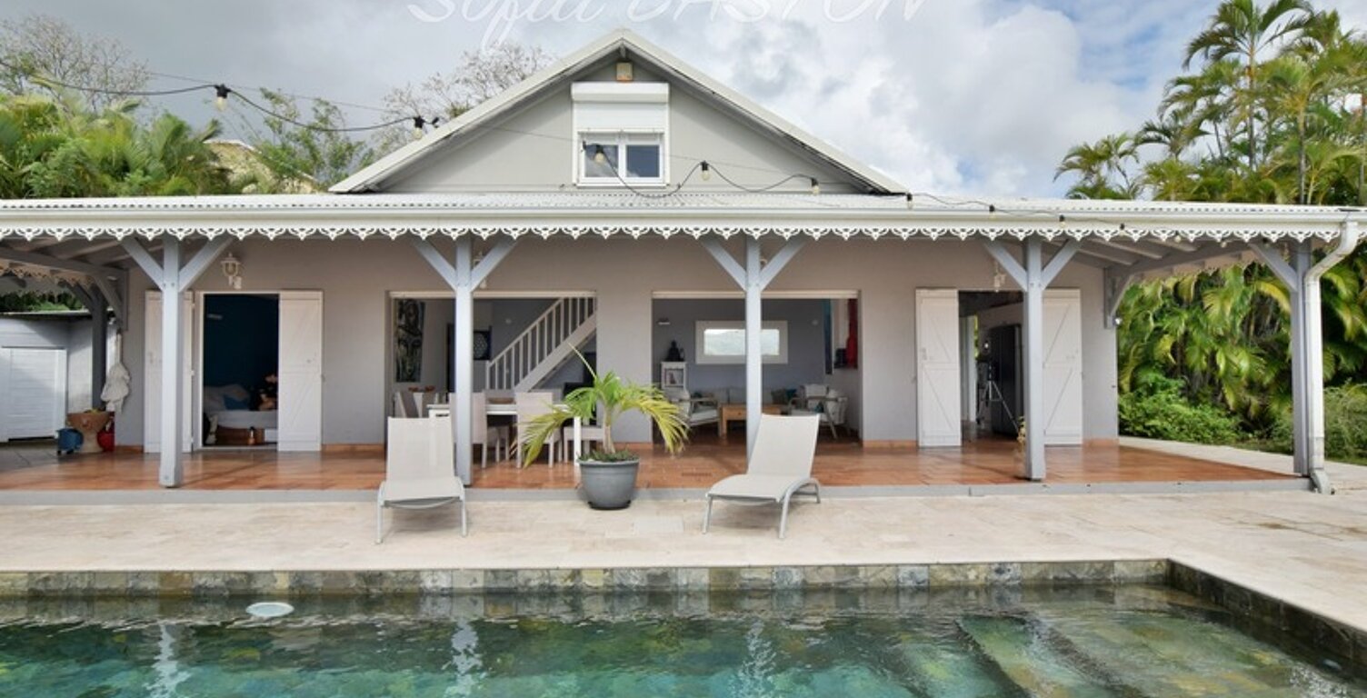 SAINTE-LUCE – Villa P7 avec piscine 7 x 4 m, Carbet - Terrasses XL et vie de plain-pied – Terrain plat 1 244 m² - (972) — photo 1
