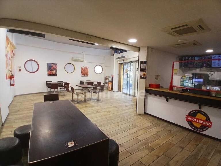 FOND DE COMMERCE 200m² RESTAURATION RAPIDE- LE MARIN — photo 1