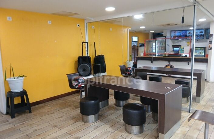 FOND DE COMMERCE 200m² RESTAURATION RAPIDE- LE MARIN — photo 3