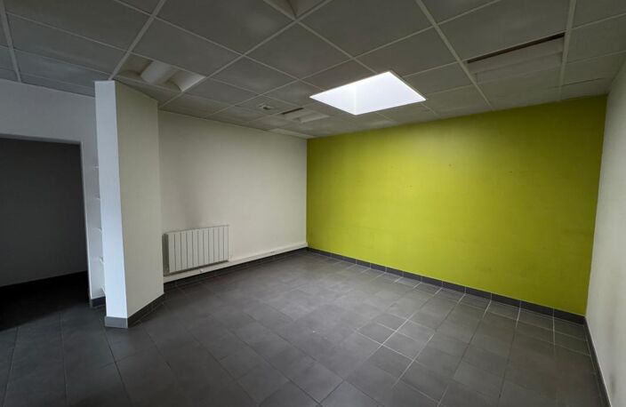 Bureau À Louer — photo 2