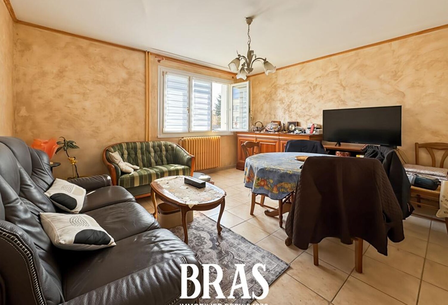 SAINT SEBASTIEN SUR LOIRE - APPARTEMENT T3 + PARKING — photo 1