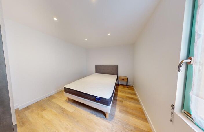 À louer - Appartement T2 rénové et climatisé à Lormont — photo 2