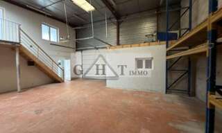 Local industriel  200 m² à louer à Lisses (91090)