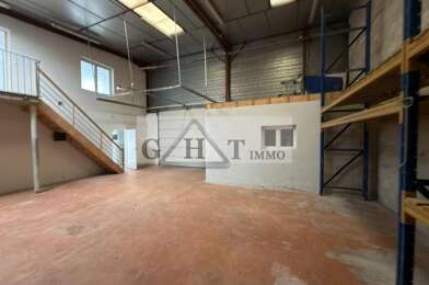 Local industriel  2000 €