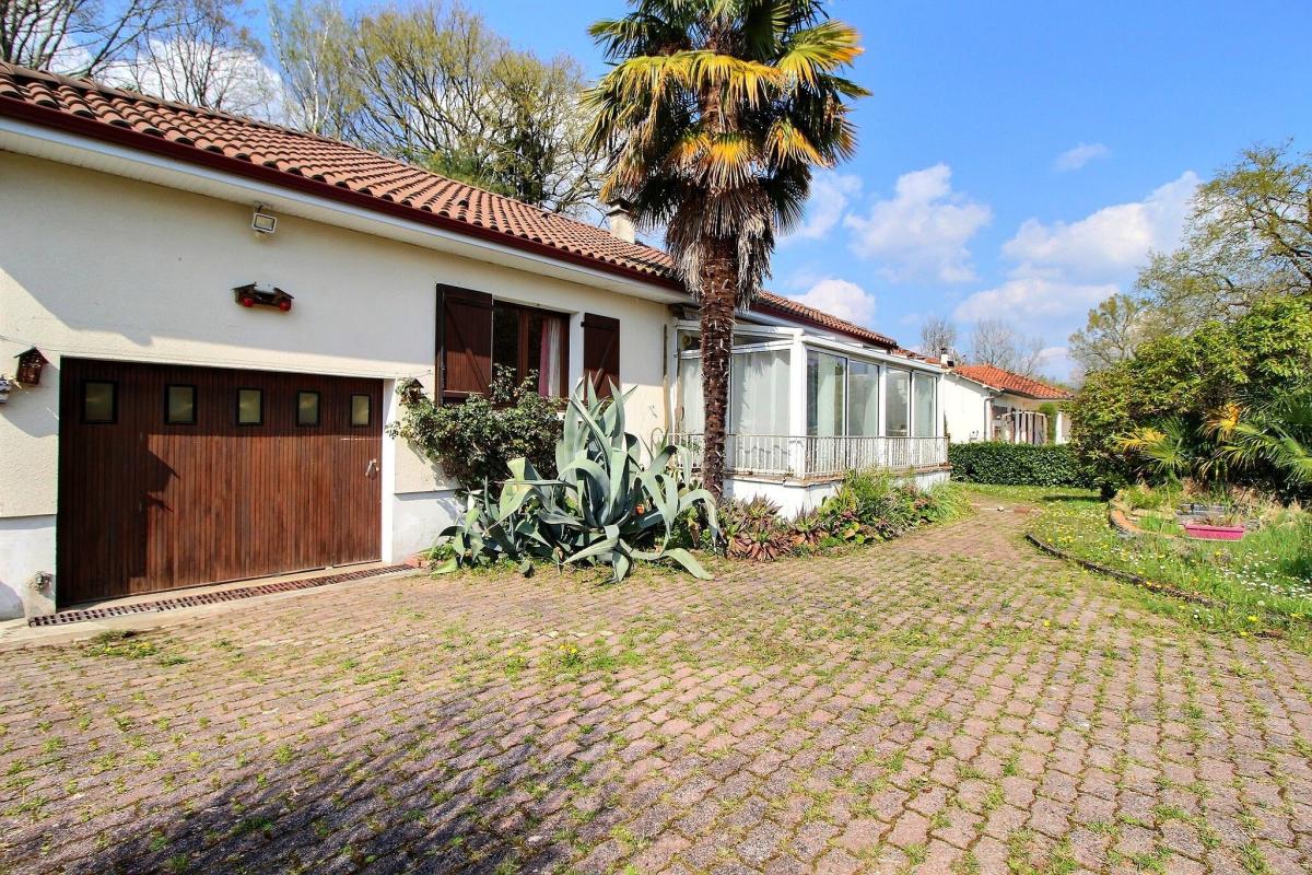 Villa / Maison  T4 à vendre Morlaàs 64160