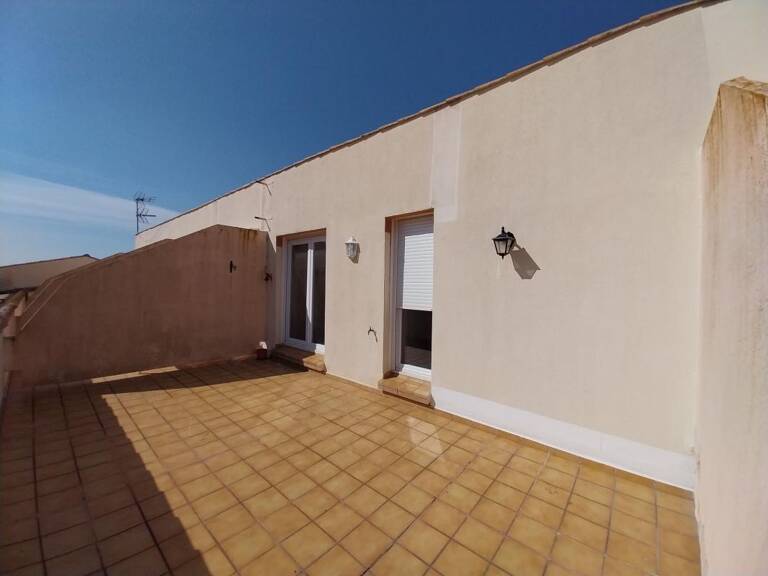 À vendre – Appartement duplex au dernier étage à Marseillan Plage — photo 1