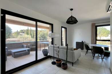 Appartement 2 pièces 825 €