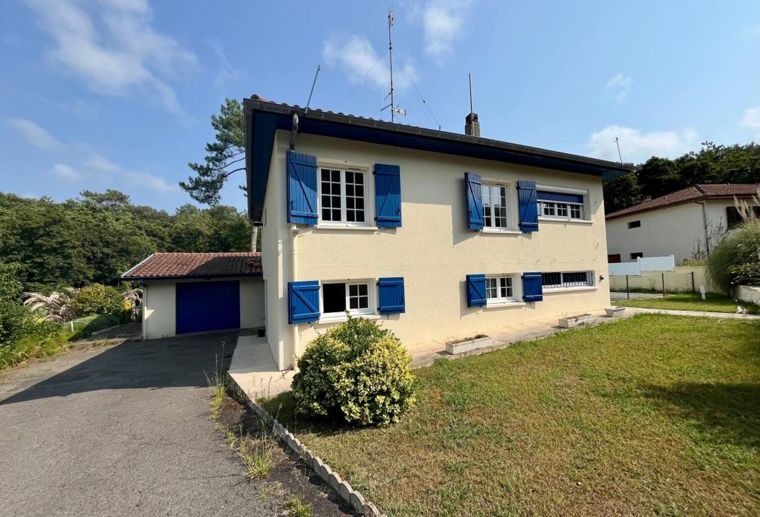 Maison À Vendre — photo 1