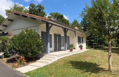 Maison de 125 m² sur 5200 m² avec garages et piscine — photo du bien