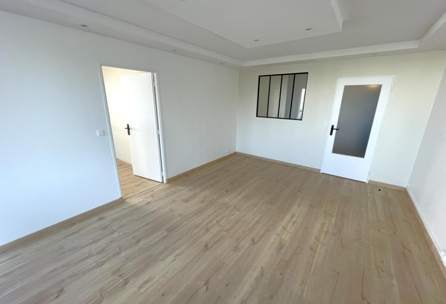 Appartement À Vendre — photo 1