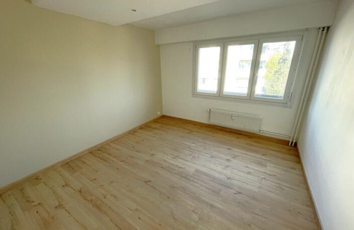 Appartement À Vendre — photo 3