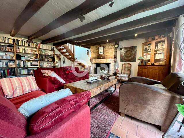 À Vendre Maison en pierre d'environ 162 m² à Missillac — photo du bien