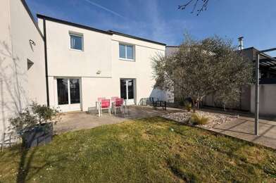 Maison 6 pièces 323400 €