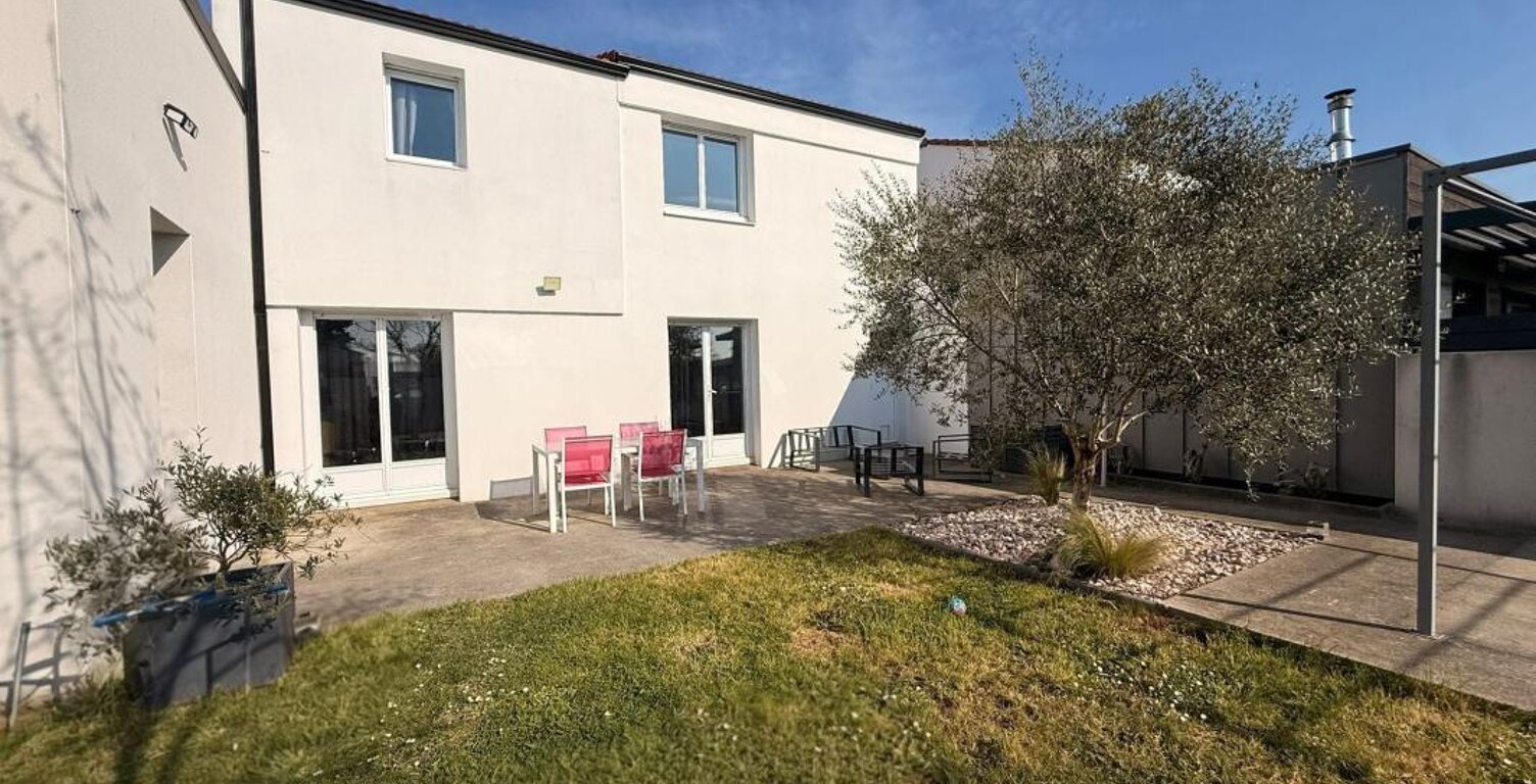 Maison semi-mitoyenne 5 chambres — photo 1
