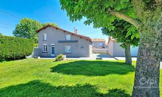 Maison 6 Pièces 184 m² à vendre à Saint-Laure (63350)