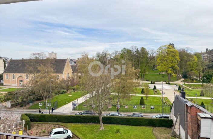 Appartement T5 rénové de 142m² — photo 2