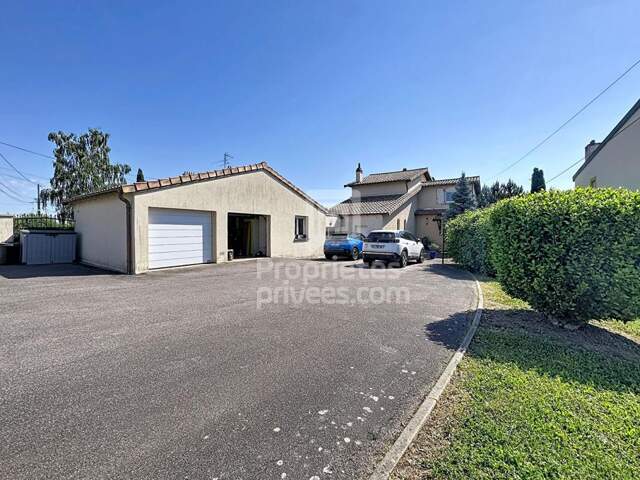 Maison de caractère de 261 m² sur 20 ares avec espaces de vie remarquables — photo du bien